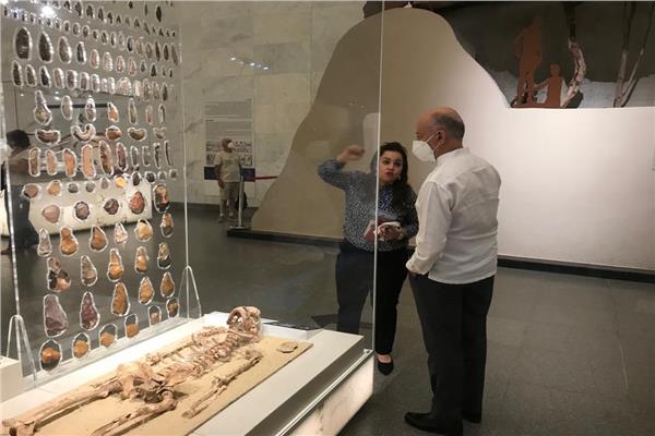 سفير المكسيك بالقاهرة خلال زيارته متحف الحضارة