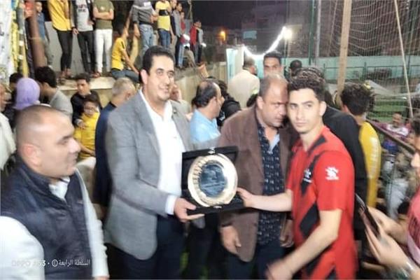 مستقبل وطن يكرم اسر الشهداء والفائزين بكأس بطولة كرة القدم بدمياط 