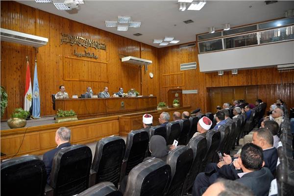 محافظ أسيوط يعلن موافقة التنفيذي على خطط برنامج التنمية المحلية بصعيد مصر 