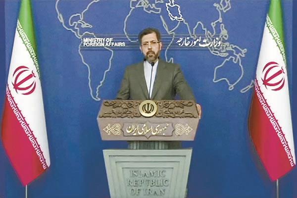 المتحدث باسم الخارجية الإيرانية سعيد خطيب زادة «صورة من ا ف ب»