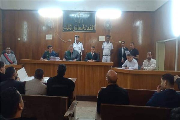هيئة المحكمة  برئاسة المستشار مصطفى عبدالعال