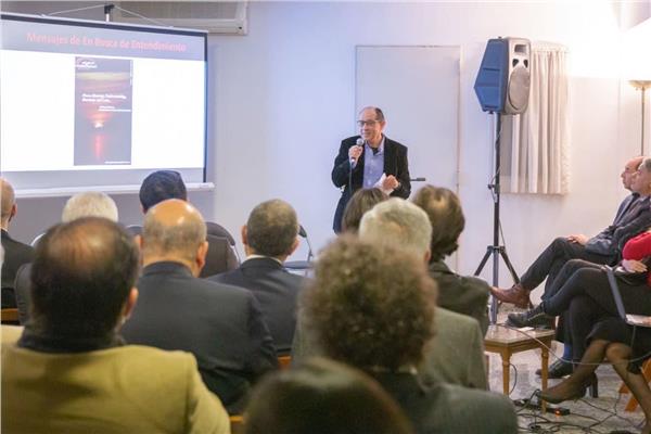 السفارة المصرية بالأرجنتين تنظم حدثاً ثقافياً تحت عنوان “دعماً للتفاهم“