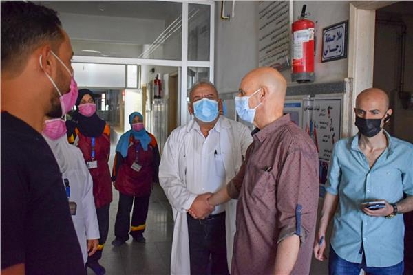 وكيل وزارة الصحة بالشرقية يتفقد مستشفى الصوفية