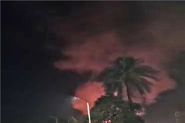 السيطرة على حريق في أشجار بمدخل مدينة نجع حمادي