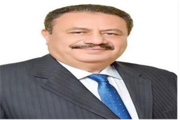 رضا عبد القادر رئيس مصلحة الضرائب