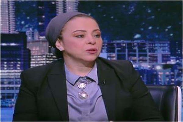 نهاد أبوالقمصان  رئيس المركز المصري لحقوق المرأة