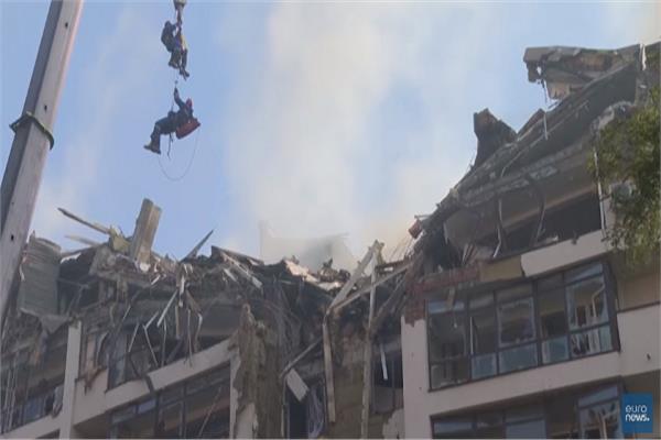 قصف روسي عنيف على العاصمة الأوكرانية