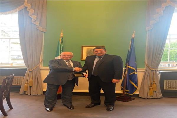 استقبال رئيس البرلمان الأيرلندي للسفير المصري في دبلن