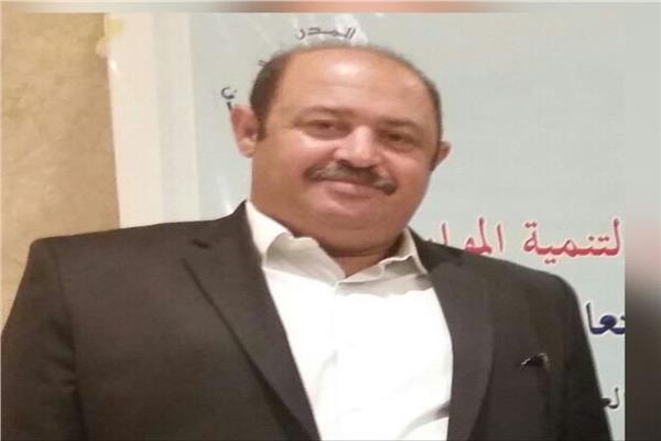  أشرف الدوكار رئيس النقابة العامة للعاملين بالنقل البري 
