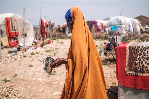 الصومال ينزلق نحو مجاعة قد تصيب 50 في المئة من السكان
