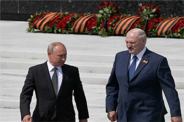  الرئيسان الروسي فلاديمير بوتين ونظيره البيلاروسي ألكسندر لوكاشينكو