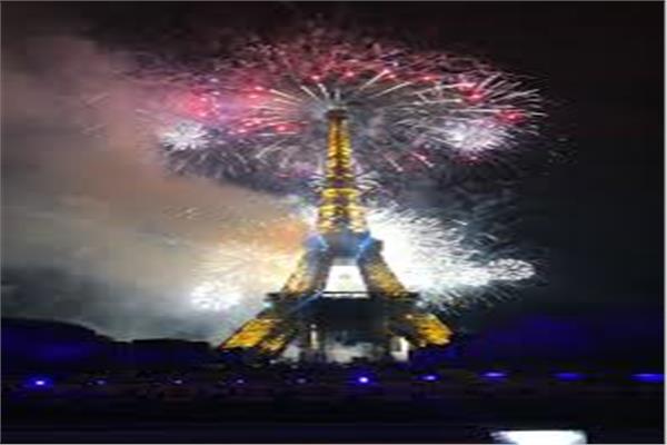 فرنسا تحتفل بعيدها الوطني 