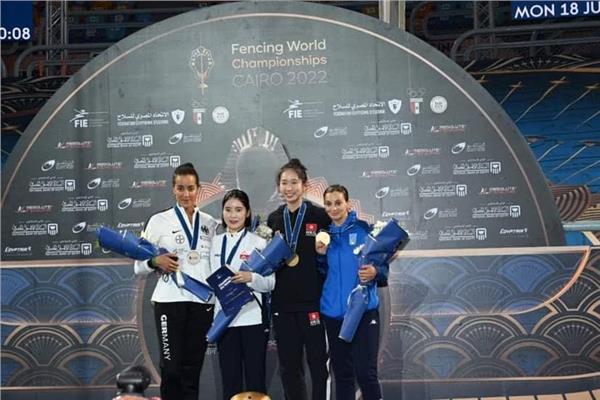 سارة سونج تحصد ذهبية بطولة العالم للسلاح