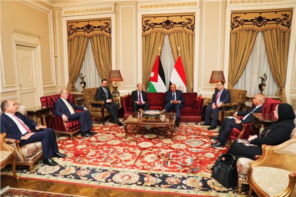 الوزير سامح شكري يستقبل نائب رئيس الوزراء الاردني  لعقد مشاورات موسعة 