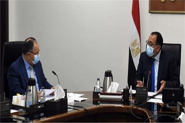 أجتماع رئيس الوزراء مع الدكتور محمد معيط