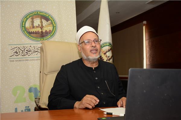 الدكتور إبراهيم الهدهد، رئيس جامعة الأزهر الأسبق