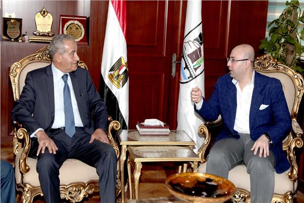الدكتور محمد هاني غنيم محافظ بنى سويف يستقبل وزير التموين والتجارة الداخلية