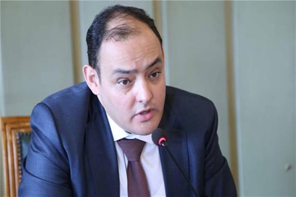 وزير الصناعة والتجارة الجديد أحمد سمير