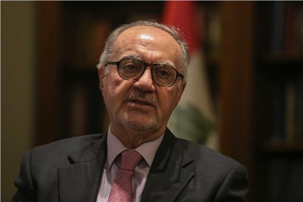 وزير المالية العراقي علي علاوي