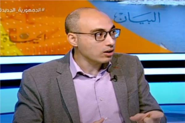 الدكتور محمد عبد العظيم الشيمي أستاذ العلوم السياسية بجامعة حلوان