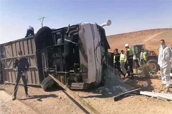 مصرع 19 وإصابة 30 في انقلاب حافلة على طريق سريع في المغرب