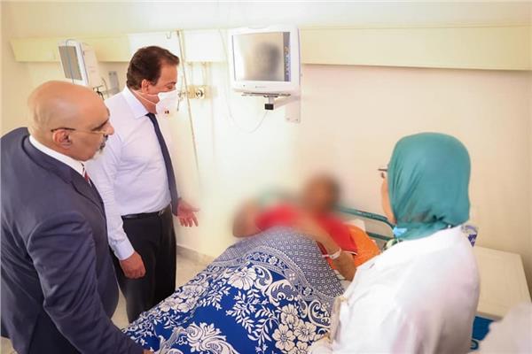 وزير الصحة يتفقد مستشفى أبوقير العام 