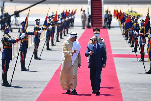 الرئيس السيسي والشيخ محمد بن زايد آل نهيان رئيس الامارات