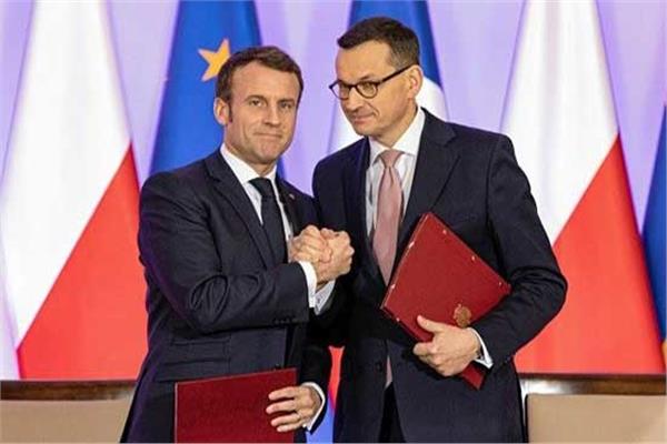 وزراء بولندا والرئيس الفرنسي  - صورة أرشيفية