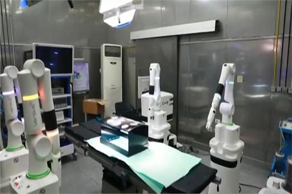 الروبوت الجراحي