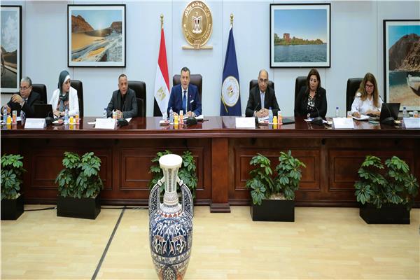 وزير السياحة والآثار يترأس أول اجتماع لمجلس إدارة الهيئة المصرية العامة للتنشيط السياحي