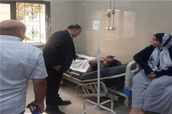 الدكتور إسماعيل الحفناوي وكيل وزارة الصحة يطمئن على حالة المصابين