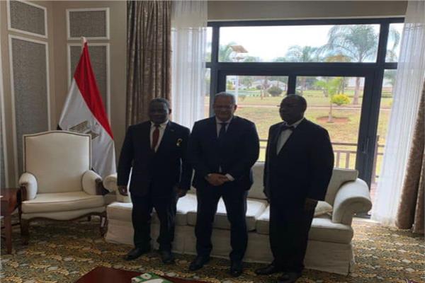 السفير المصري في ليلونجوي يستقبل رئيس المحكمة العليا المالاوي