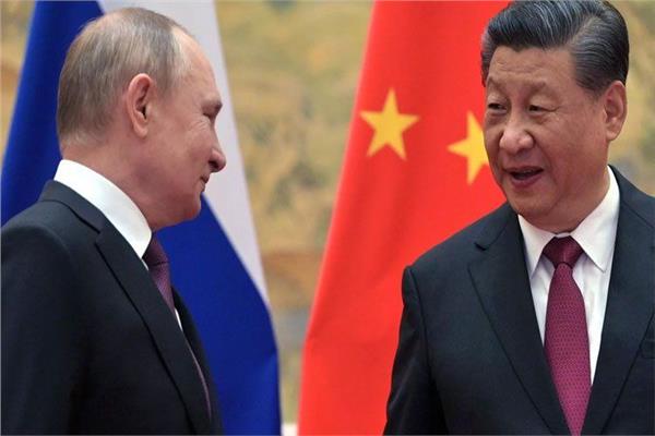 الرئيس الروسي فلاديمير بوتين ونظيره الصيني شي جين بينج