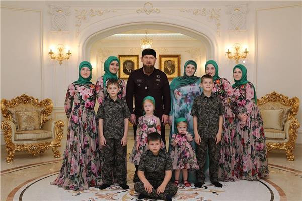 الرئيس الشيشاني رمضان قديروف وبعض أفراد عائلته