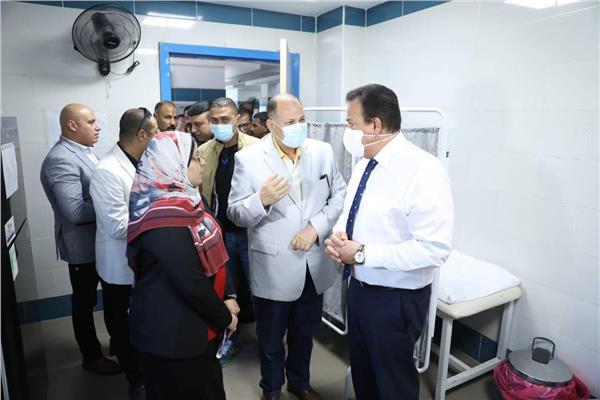 وزير الصحة: نستهدف إنشاء وتطوير 134 وحدة صحية و39 نقطة إسعاف بقرى أسيوط 