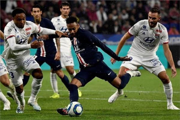 Désormais diffusé en direct du match entre le Paris Saint-Germain et Lyon en championnat de France