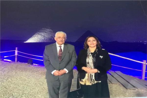 وزير التعليم السابق طارق شوقي وزوجته الراحلة زينب المرشدي