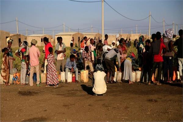 السودان تواجه الأزمات