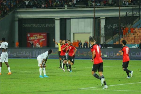 صورة من مباراة مصر والنيجر