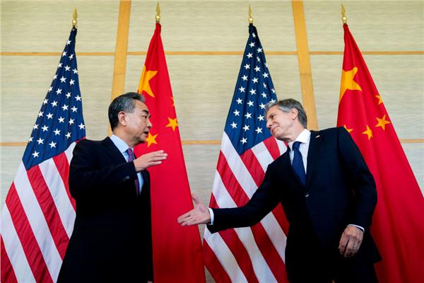 وزير الخارجية الأمريكي أنتوني بلينكن ونظيره الصيني وانج يي