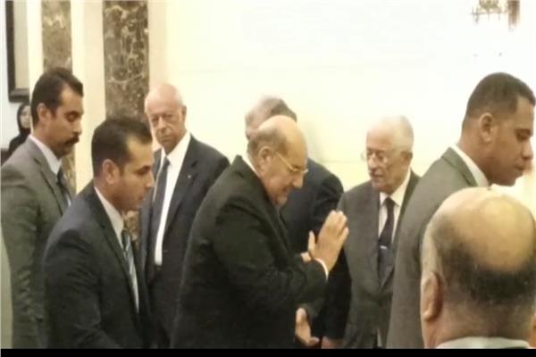 وزير العدل في عزاء زوجة طارق شوقي وزير التربية والتعليم السابق