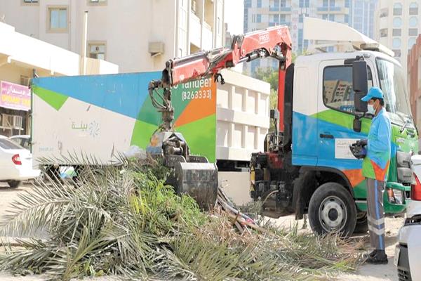 معدات نظافة متطورة فى شرم الشيخ استعداداً لمؤتمر المناخ