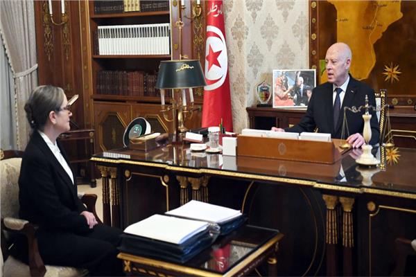 الرئيس التونسي قيس سعيد ورئيسة الوزراء نجلاء بودن 