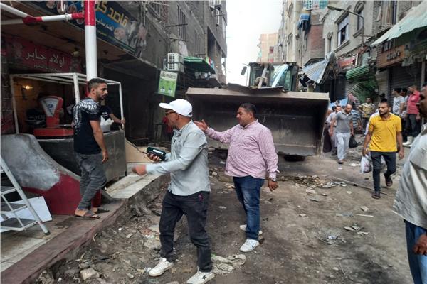 إزالة الأرصفة بنطاق شارع البصراوي حتى بني محمد