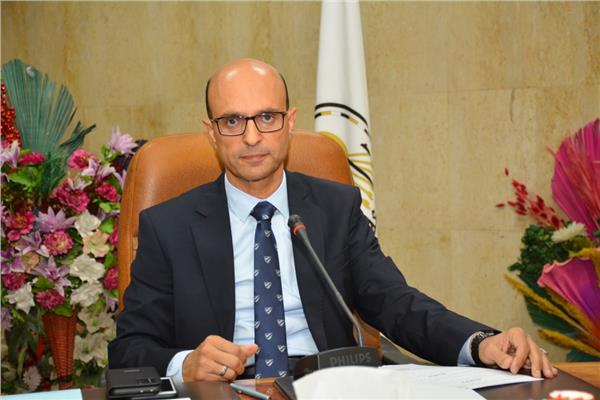 الدكتور أحمد المنشاوى القائم بأعمال رئيس جامعة أسيوط 