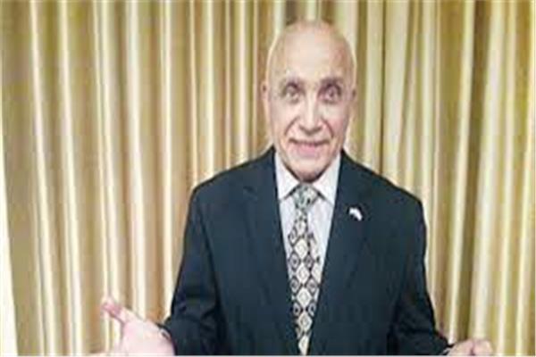 مصطفى رجب رئيس الجالية المصرية في لندن 