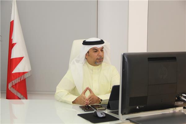 وزير النفط والبيئة البحريني محمد بن مبارك بن دينه