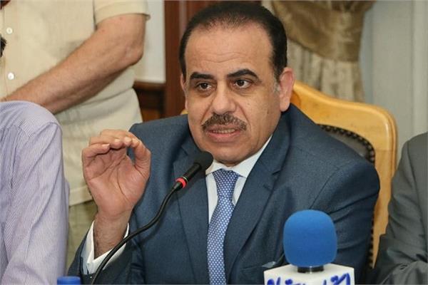 عبد العزيز النحاس رئيس الهيئة البرلمانية لحزب الوفد بمجلس الشيوخ سابقًا