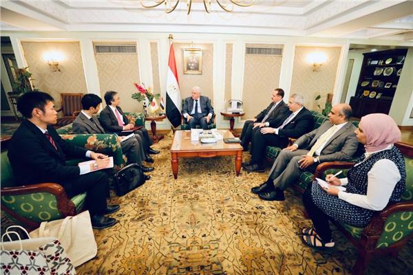 وزير التعليم العالى يبحث سبل دعم التعاون المشترك مع سفير اليابان بالقاهرة