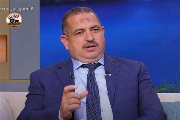 د.خالد الشافعي أستاذ الاقتصاد